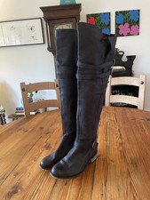 NEXT Women’s Matt Black