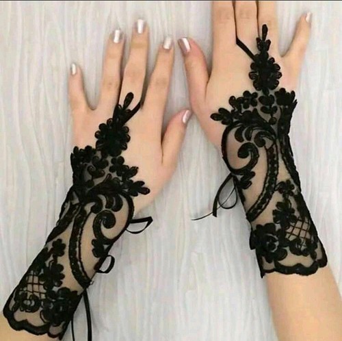 Women fingerless lace gloves - lace,