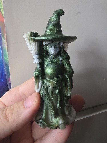 The forest witch resin statue - the,