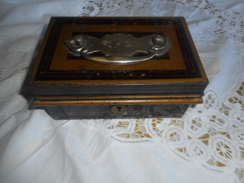 Vintage metal cash - , box