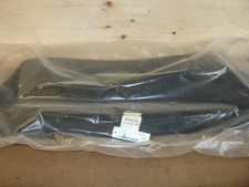 794209633R Rear Load Cover