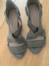 Ladies Wedge Sandles Size 3