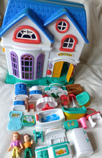 Keenway My Happy Family Dolls House & Accessories Lights & Sounds