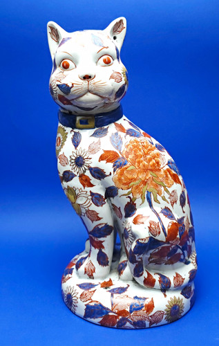 13in large imari sitting cat - 13in,