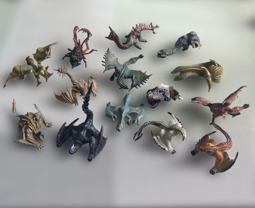 Monster hunter mini figure - monster,