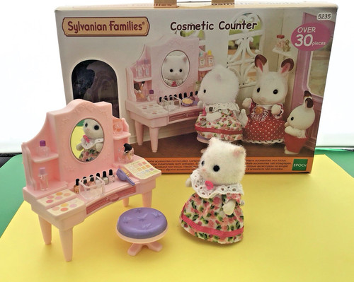 Sylvanian families boxed - families,