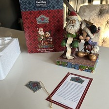 Jim Shore Disney Traditions Mickey & Santa Claus " Checking It Twice" 4008063