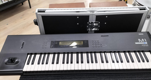 Korg m1r vintage - vintage, synthesizer