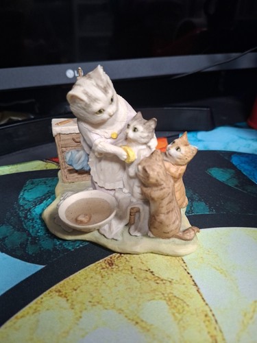 Beatrix potter figurine - potter, figurine: