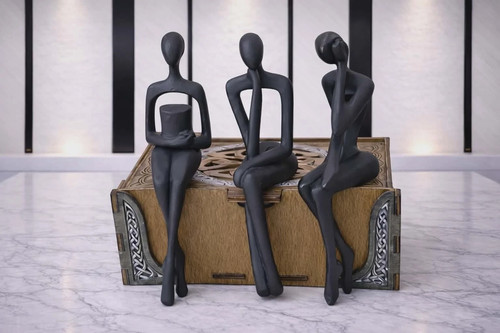 Set shelf sitter - of, figure