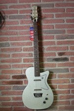 DANELECTRO 56 Baritone Pro