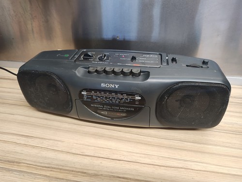 Sony portable radio - sony,