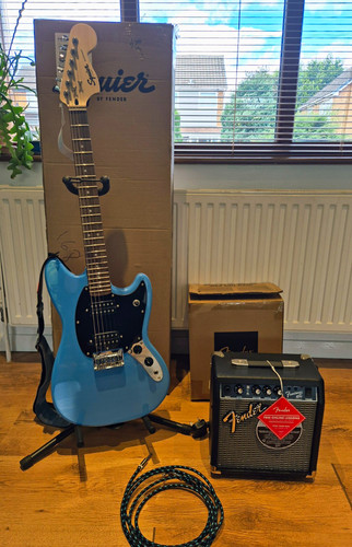 Squier mustang blue solid body - mustang,