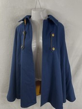 Vintage CD Williams Cape