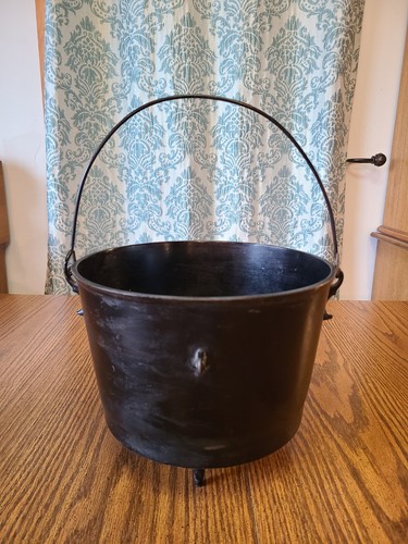 Cast iron bean - bean, gypsy