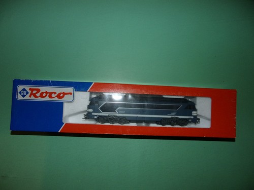 Roco diesel locomotive - roco,