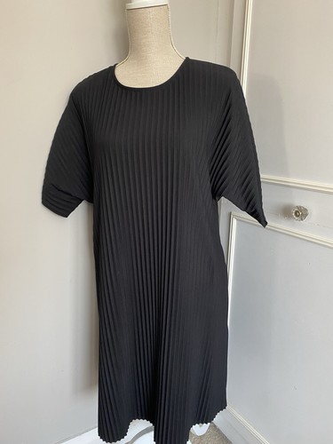 Lovely cos pleated dress - lovely,