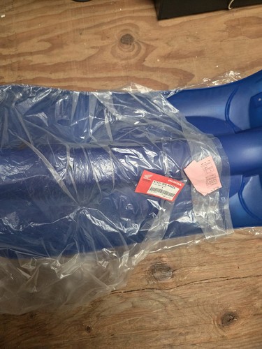 Honda leg shield - leg,