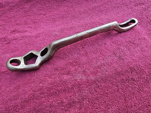 Vintage unmarked bronze - vintage,