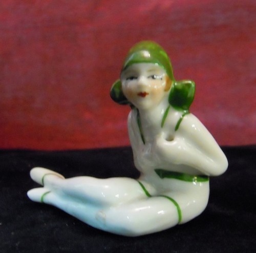Figurine bathing beauty - figurine,