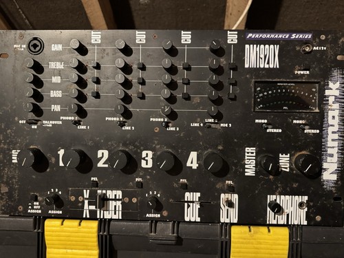 Numark dm1920x - numark,