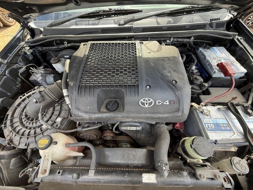 Toyota hilux engine complete - toyota,