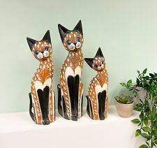 Wooden Cat Ornament Statue in