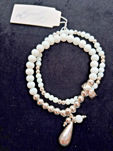 White and silver toned - ,