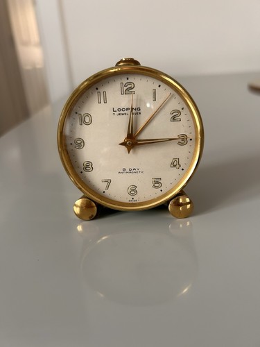 Looping antique swiss - antique,