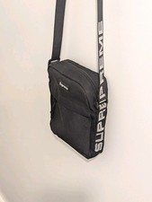GENUINE Supreme SS18 Shoulder
