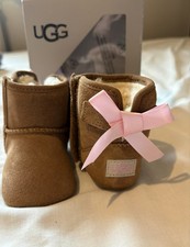 Baby Girl UGG Boots Brand New In Box Size 1 In Box