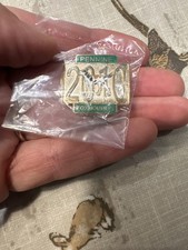 pennine foxhound pinbadge brand new 2010