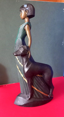 Machogany princess with dog - machogany,