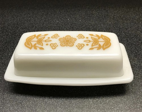 Pyrex vintage covered butter - pyrex,