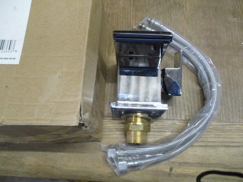 Victoria plumb flat spout - plumb,