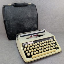 Vintage Brother Deluxe 800 Manual Typewriter with Case Made in Japan