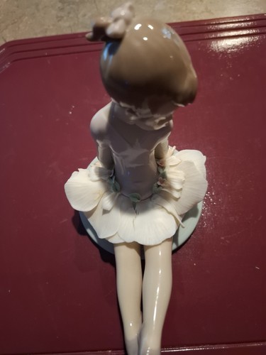 Lladro rosy posey girl w - posey, girl"