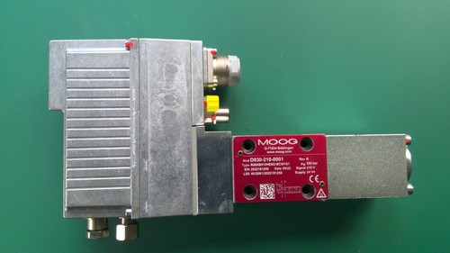 Moog pump loading valve set - pump, valve.
