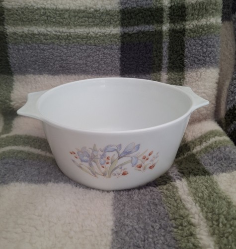 Pyrex england blue iris - pyrex,