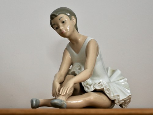 Vintage nao lladro - by,