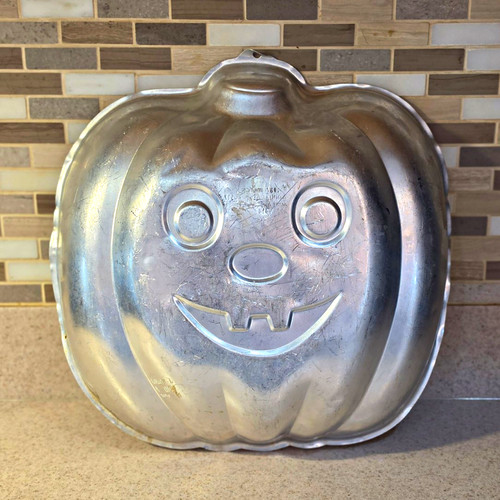 Wilton pumpkin jack lantern - pumpkin, jack-o-lantern