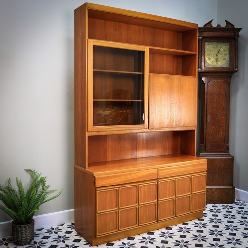 Mcintosh wall unit - wall, display
