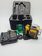 DeWalt Green 3 Sides Self
