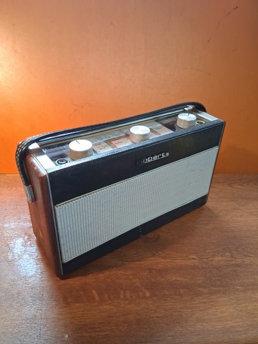 Vintage roberts radio r1c 1 - roberts,