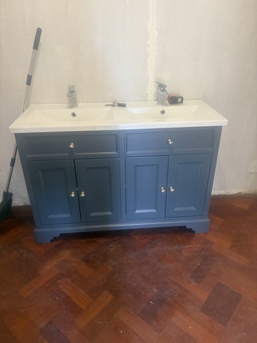 Freestanding blue wood single - freestanding,