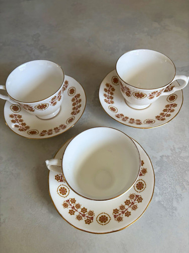 Royal kent bone - kent, floral