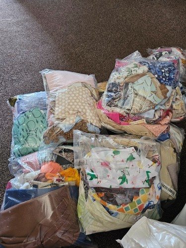 1kg fabric scrap bags - 1kg,