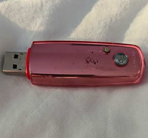 Sony walkman e002 - walkman, red