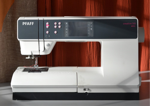 Pfaff sewing machine creative - sewing,