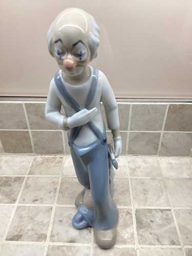 Casades old clown - casades, with